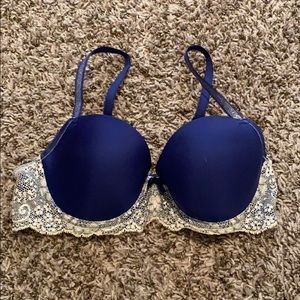 Victoria’s Secret bra